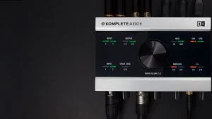 NI Komplete Audio 6