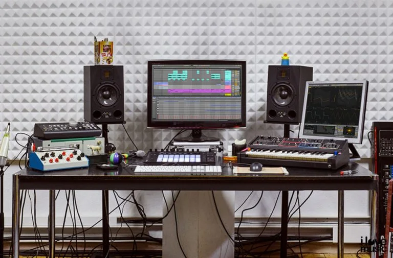 Ableton live work desk image