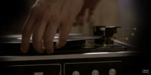 turntable | Placing a record