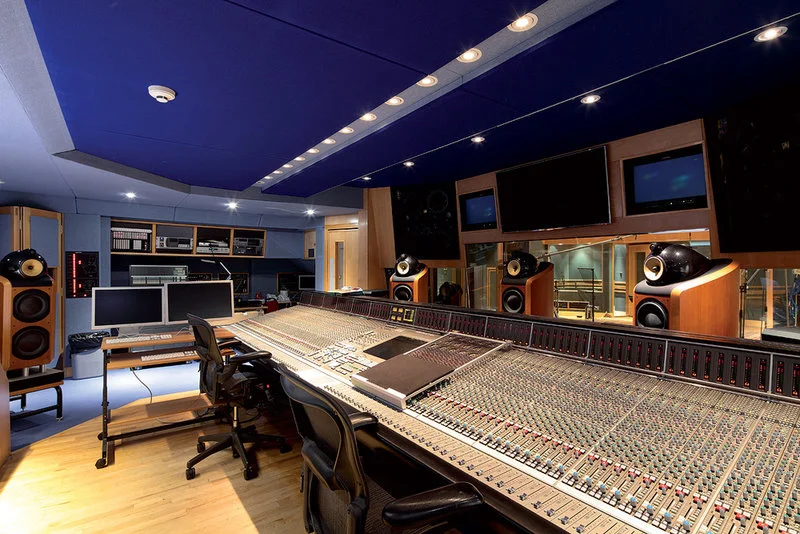How to build a professional recording studio?